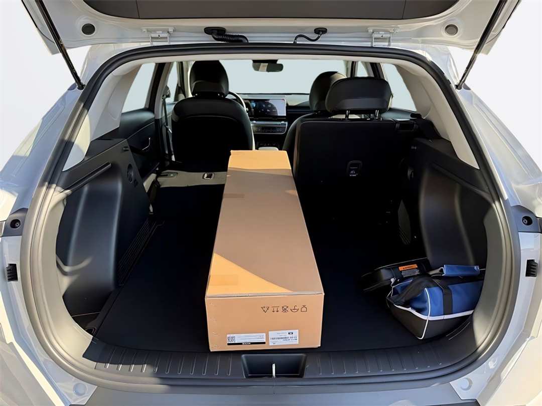 2026 Hyundai Kona SEL Premium - Image 10