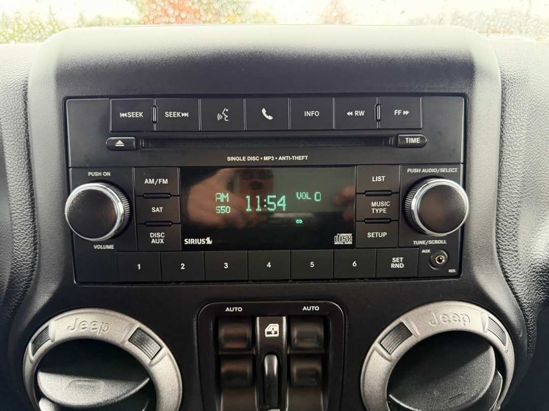 2016 Jeep Wrangler Unlimited Sport - Image 22