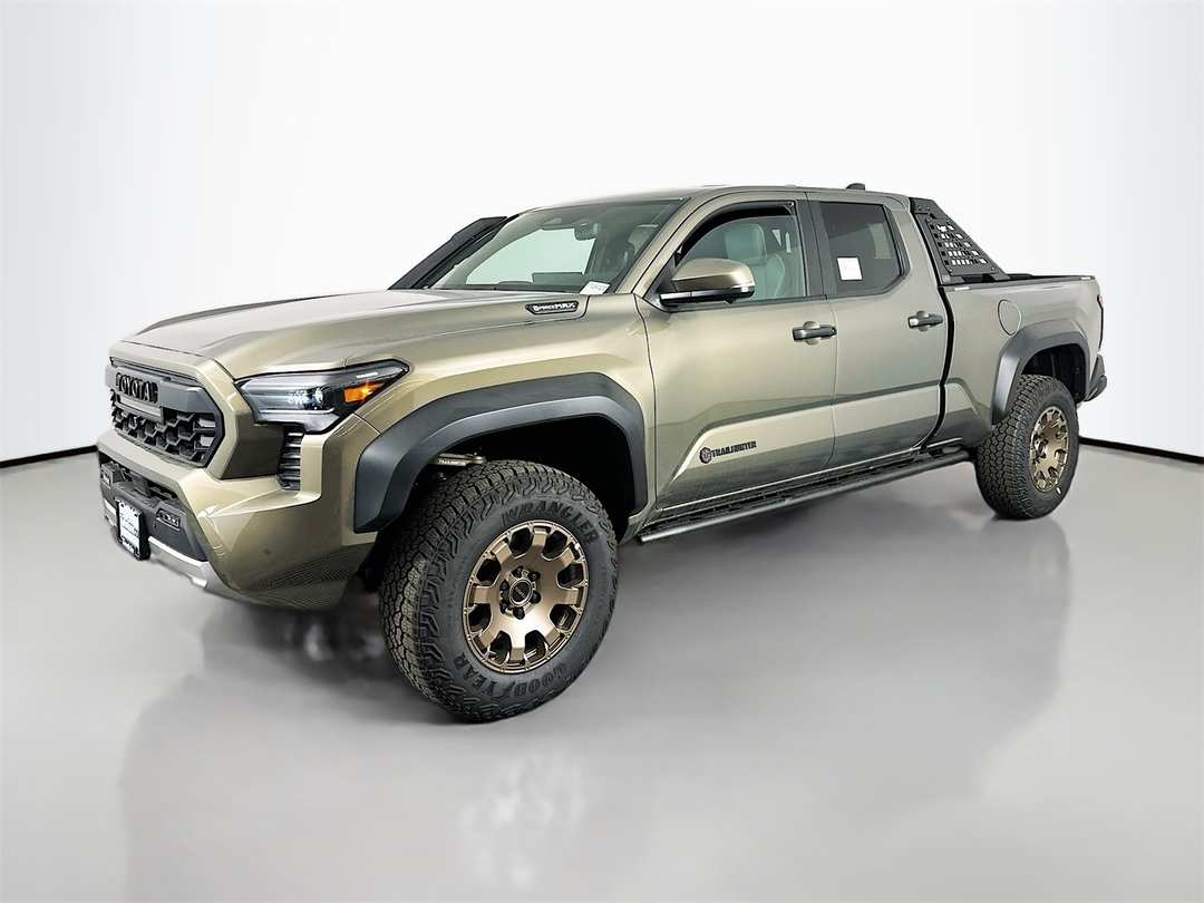 2026 Toyota Tacoma Trailhunter - Image 3