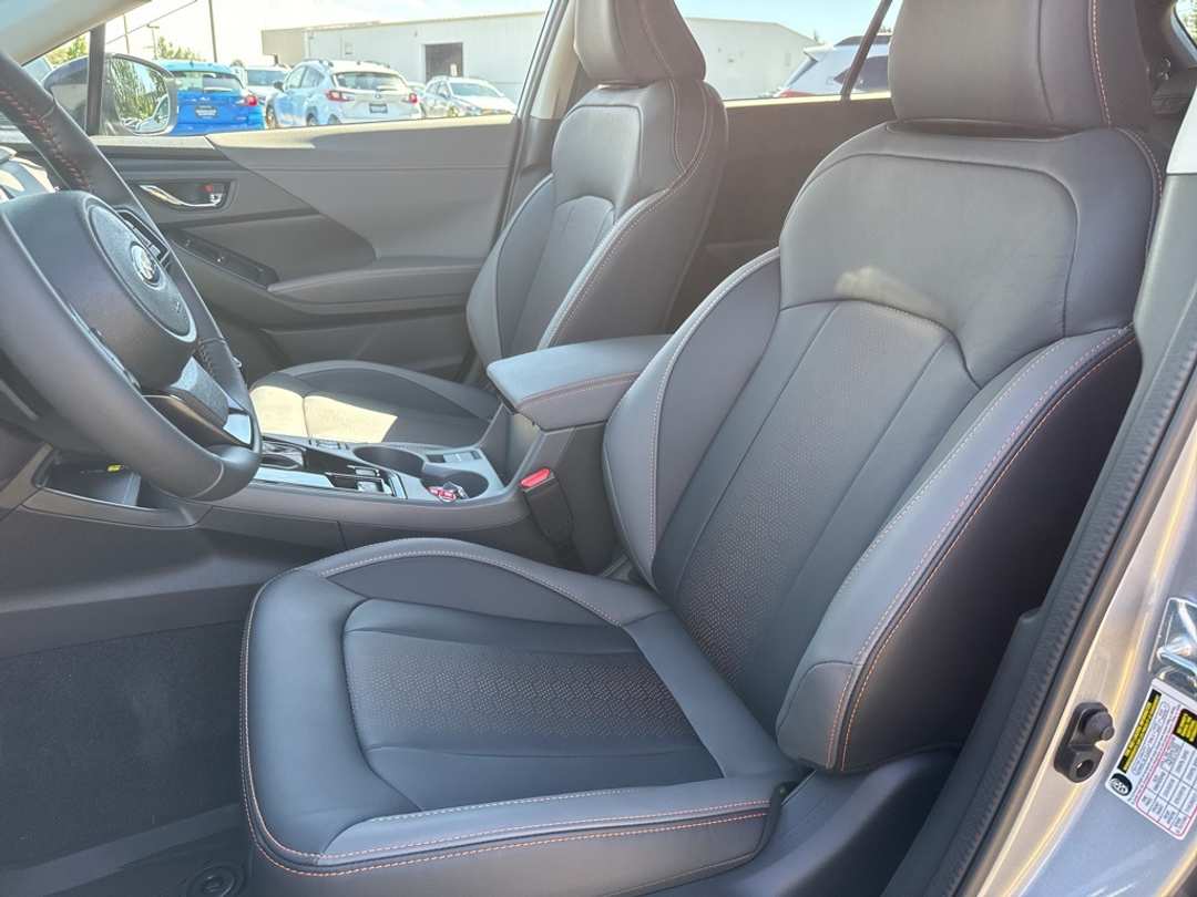 2025 Subaru Crosstrek Limited - Image 12