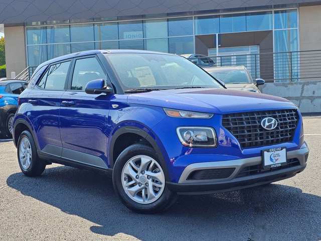 2025 Hyundai Venue SE