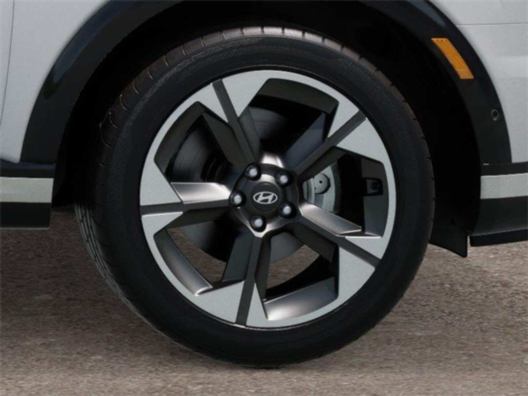 2026 Hyundai Palisade Limited - Image 8