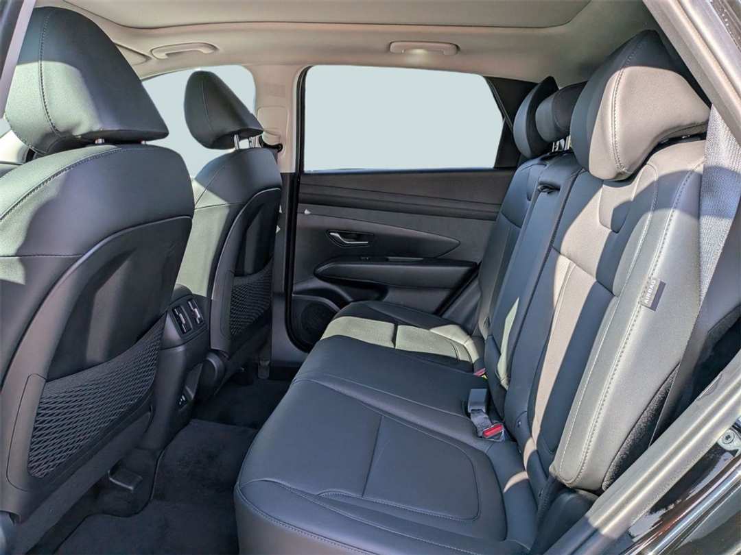 2025 Hyundai Tucson SEL Convenience - Image 26