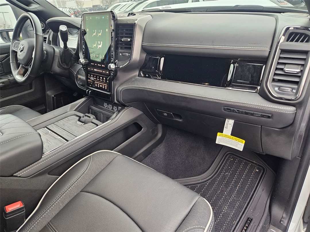 2025 Ram 3500 Limited - Image 39