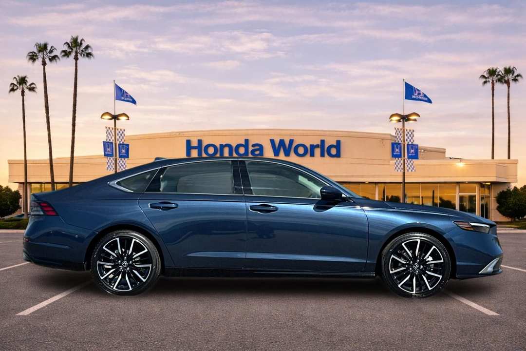 2026 Honda Accord Touring - Image 3