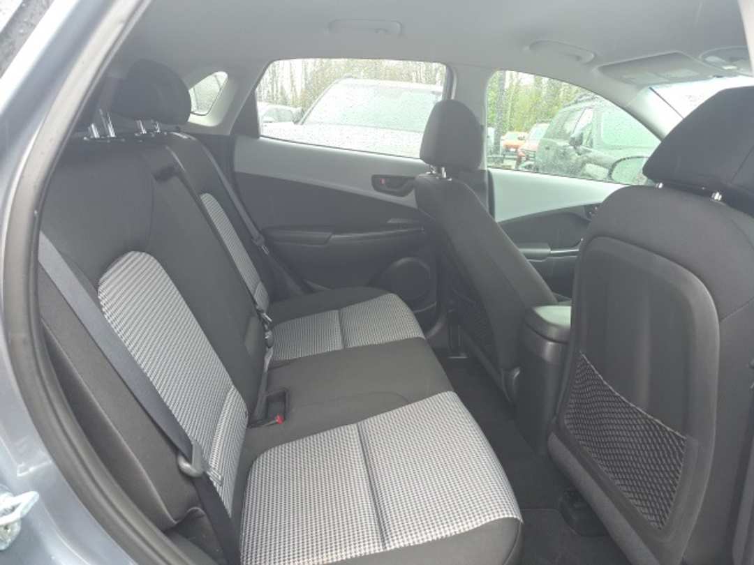 2021 Hyundai Kona SEL - Image 24