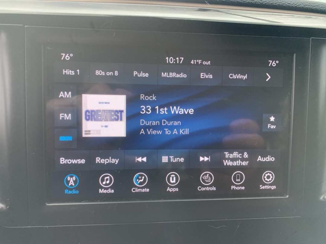 2018 Chrysler Pacifica Touring L - Image 19