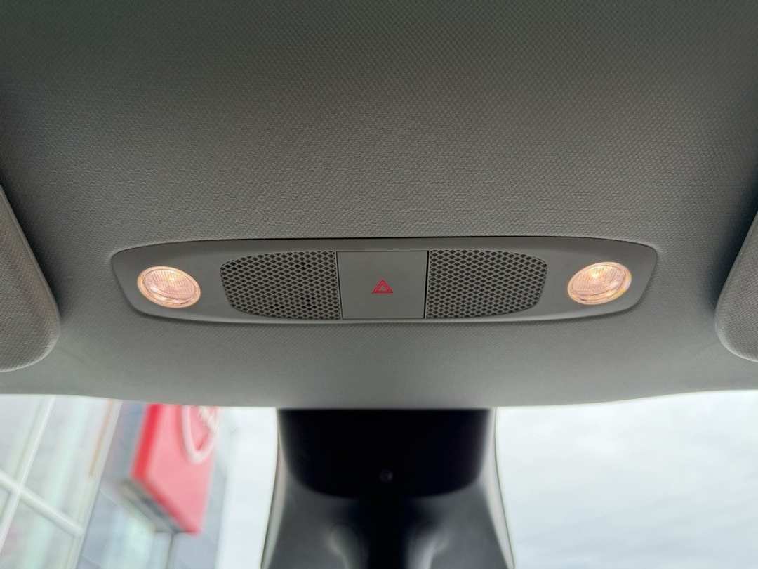 2022 Tesla Model Y Performance - Image 29