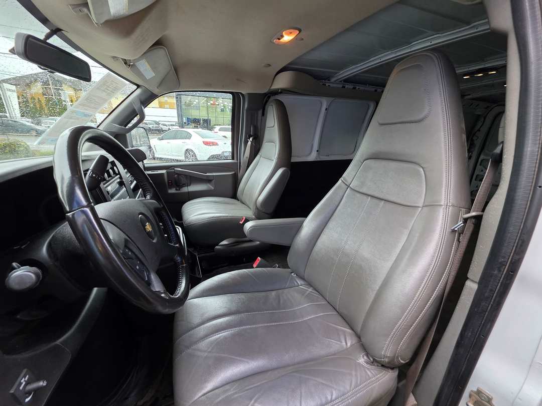 2023 Chevrolet Express 2500 Work - Image 11