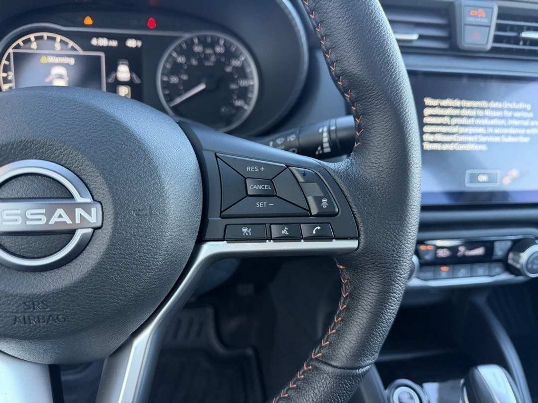 2025 Nissan Versa 1.6 SR - Image 17