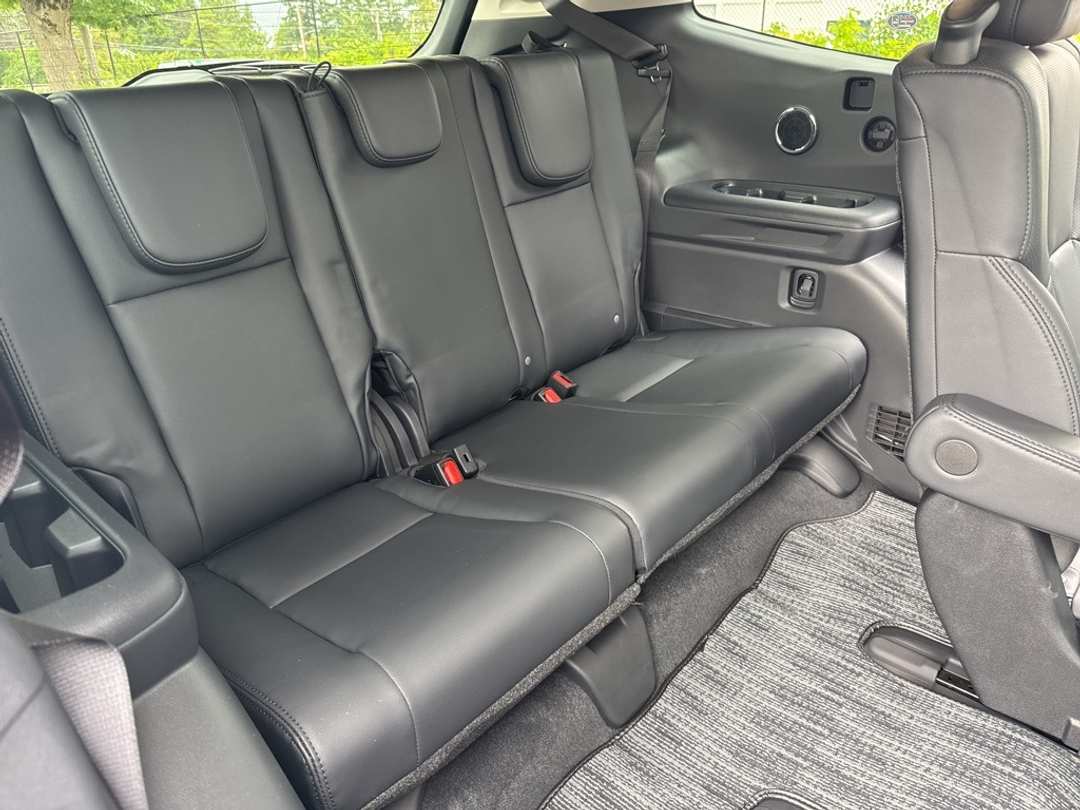 2025 Subaru Ascent Onyx Edition Touring - Image 34