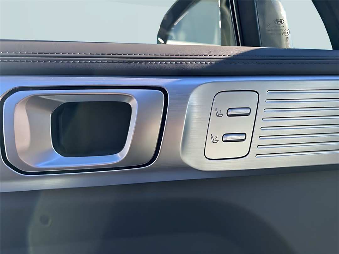 2026 Hyundai Santa Fe Calligraphy - Image 20