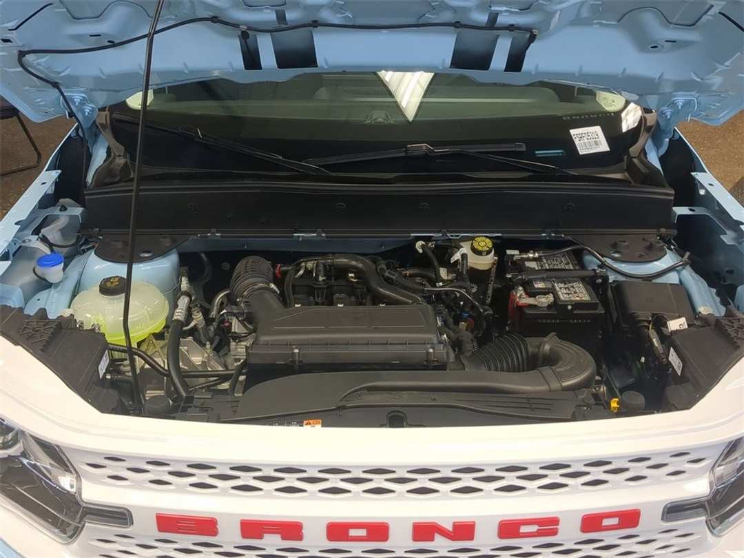 2025 Ford Bronco Sport Heritage - Image 23