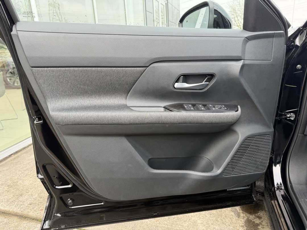 2026 Nissan Kicks SV - Image 11