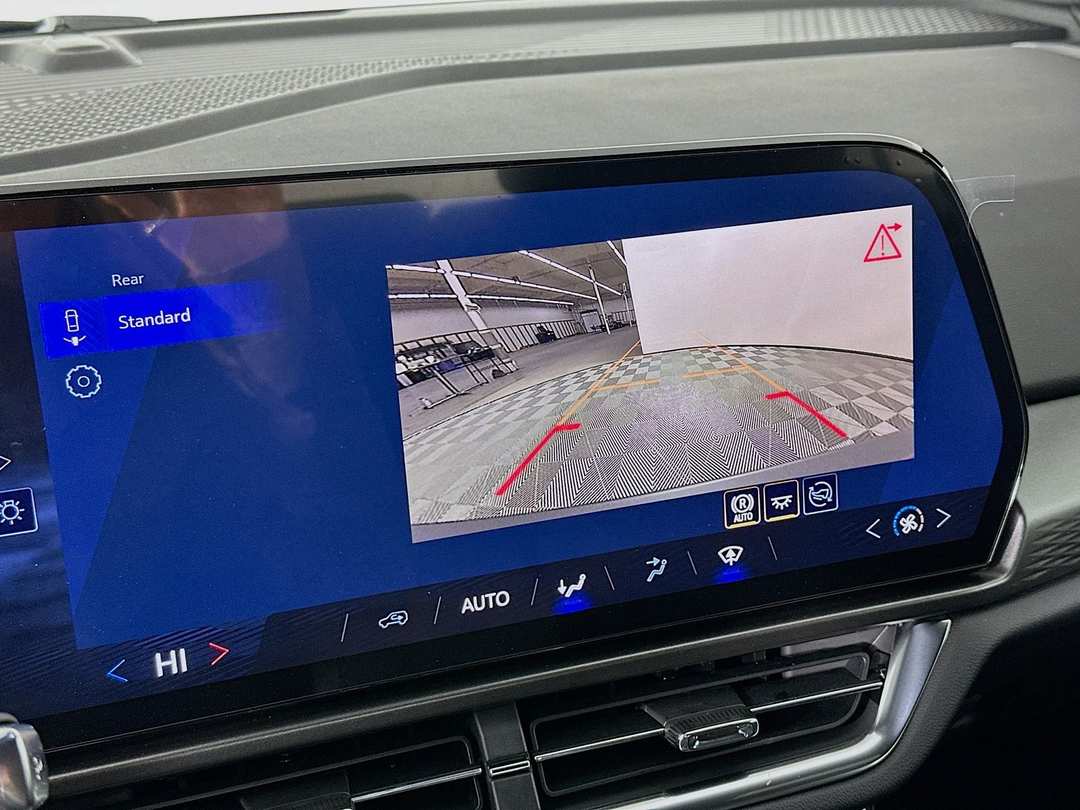 2026 Chevrolet Equinox Ev LT - Image 14