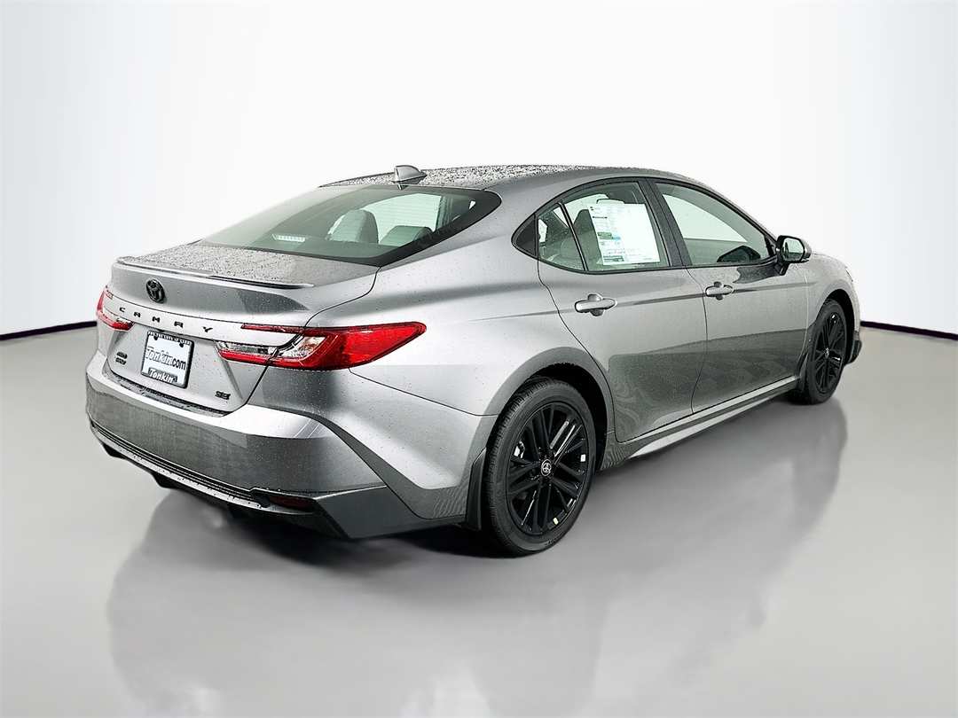 2026 Toyota Camry XSE - Image 7