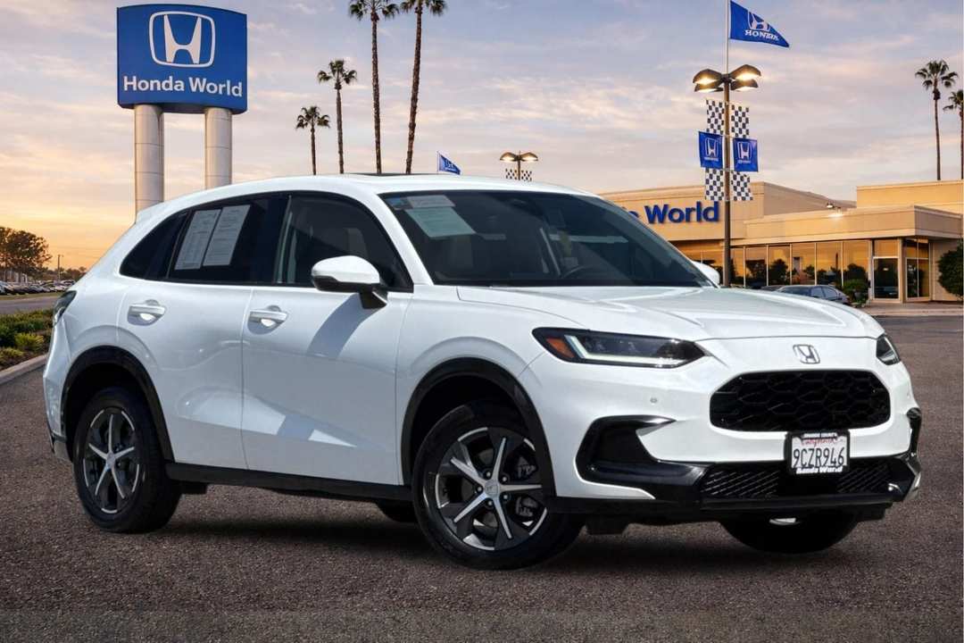 2023 Honda HR-V EXL - Image 2