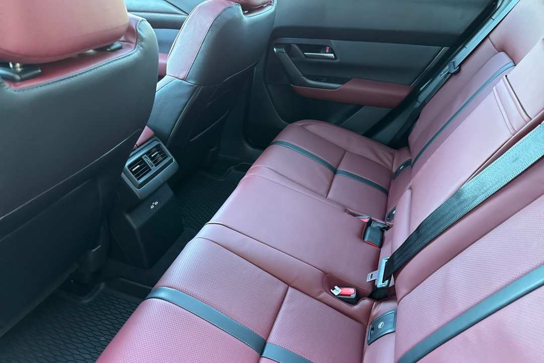 2026 MAZDA Cx-50 Premium - Image 12