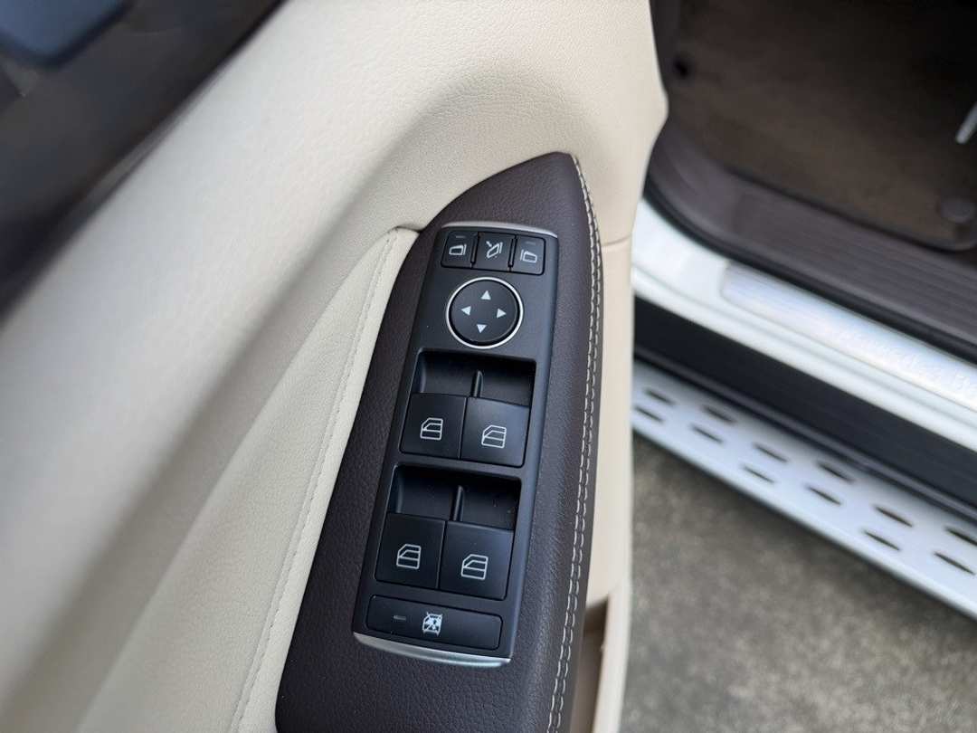 2016 Mercedes-Benz GLE GLE 350 - Image 13