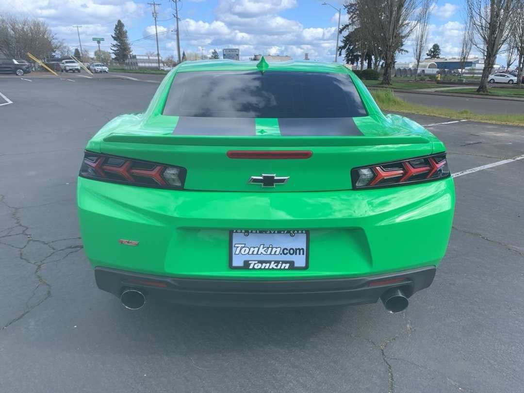 2017 Chevrolet Camaro 1LT - Image 3