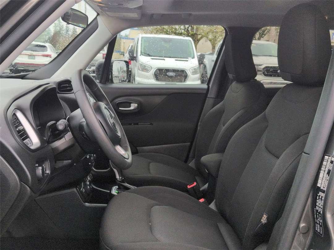 2020 Jeep Renegade Sport - Image 13