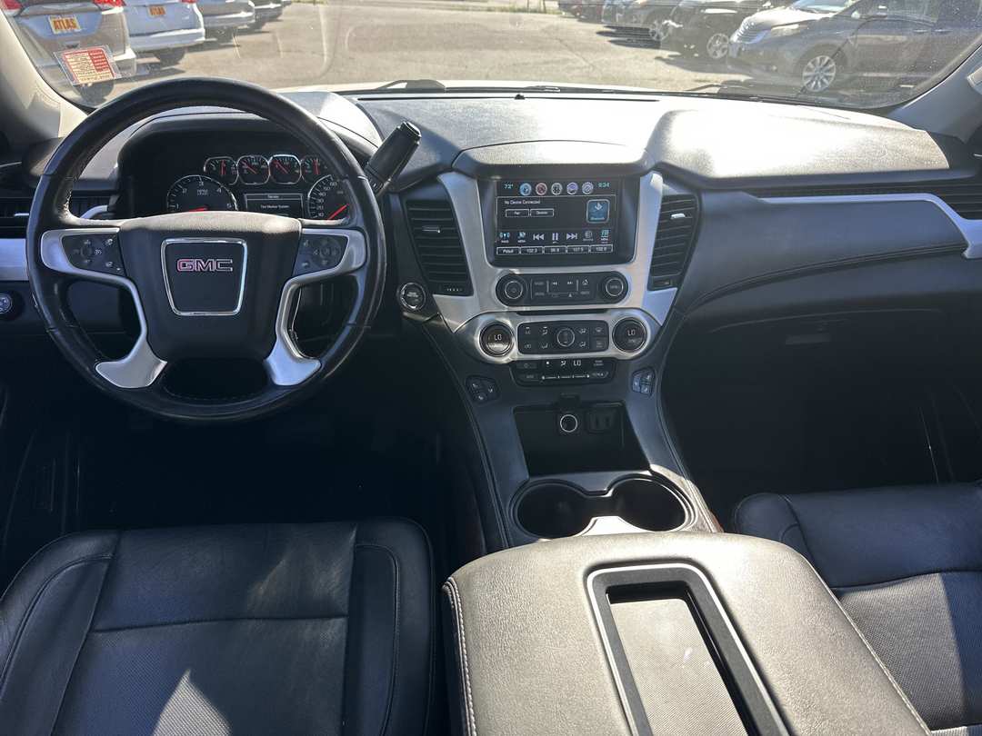 2019 GMC Yukon Xl SLT - Image 2