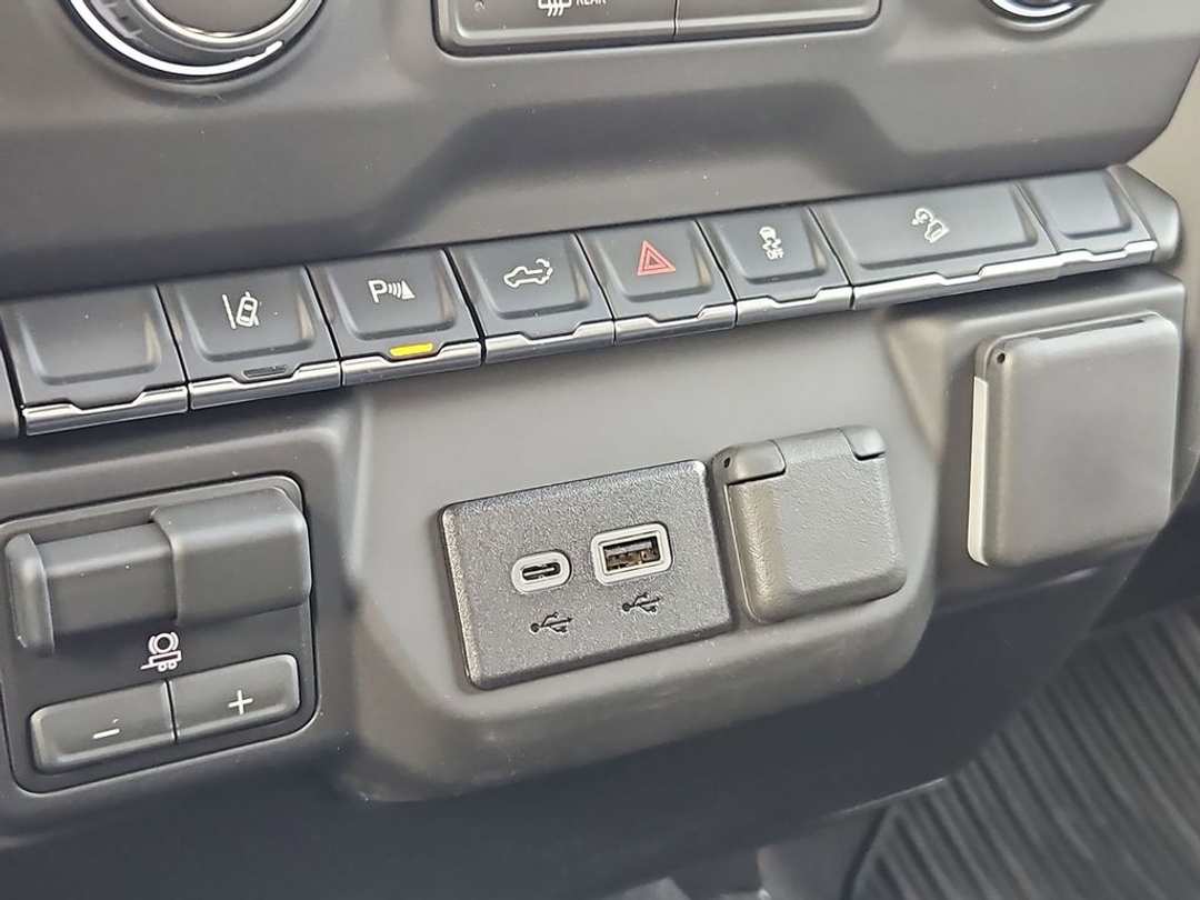 2026 Chevrolet Silverado 2500Hd Custom - Image 34