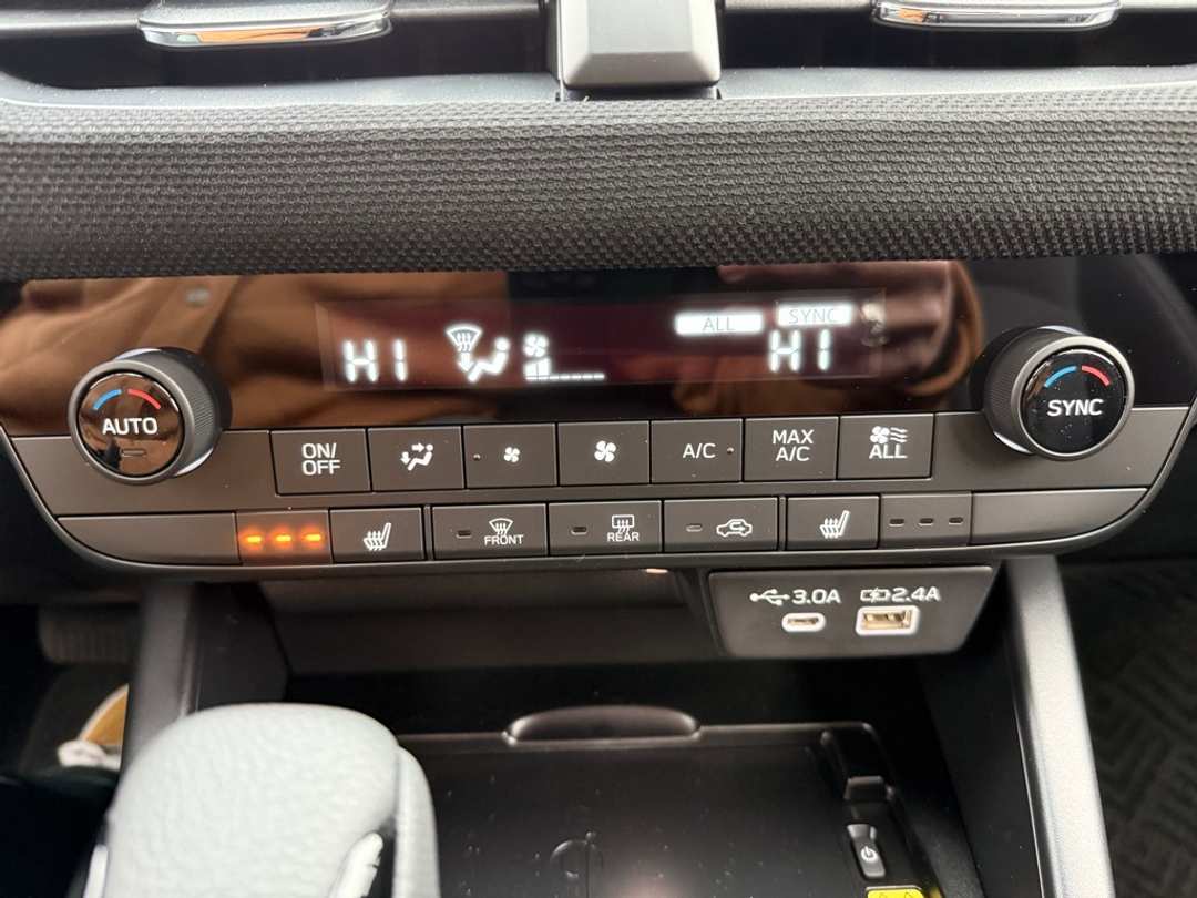 2026 Subaru Outback Limited - Image 38