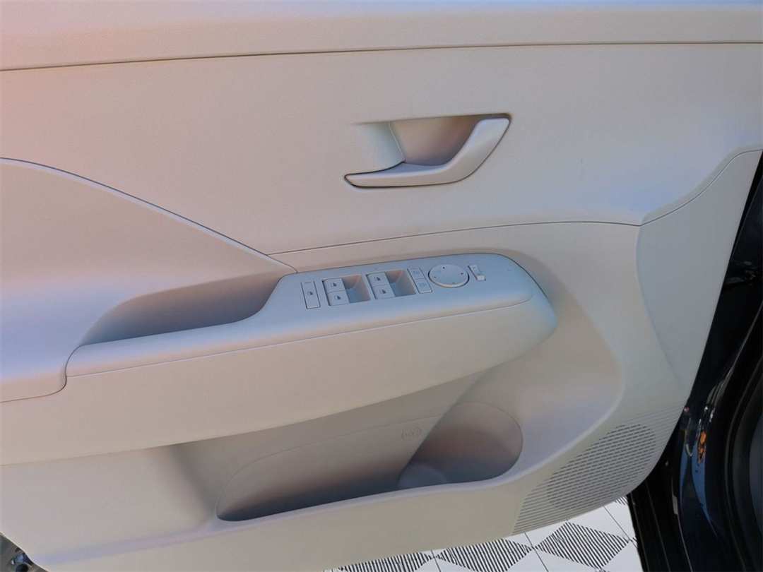 2026 Hyundai Kona SEL Sport - Image 10