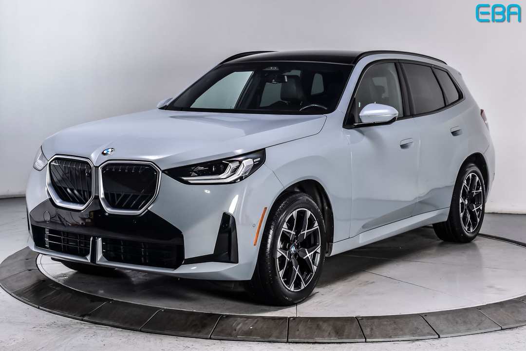 2025 BMW X3 30 xDrive - Image 2