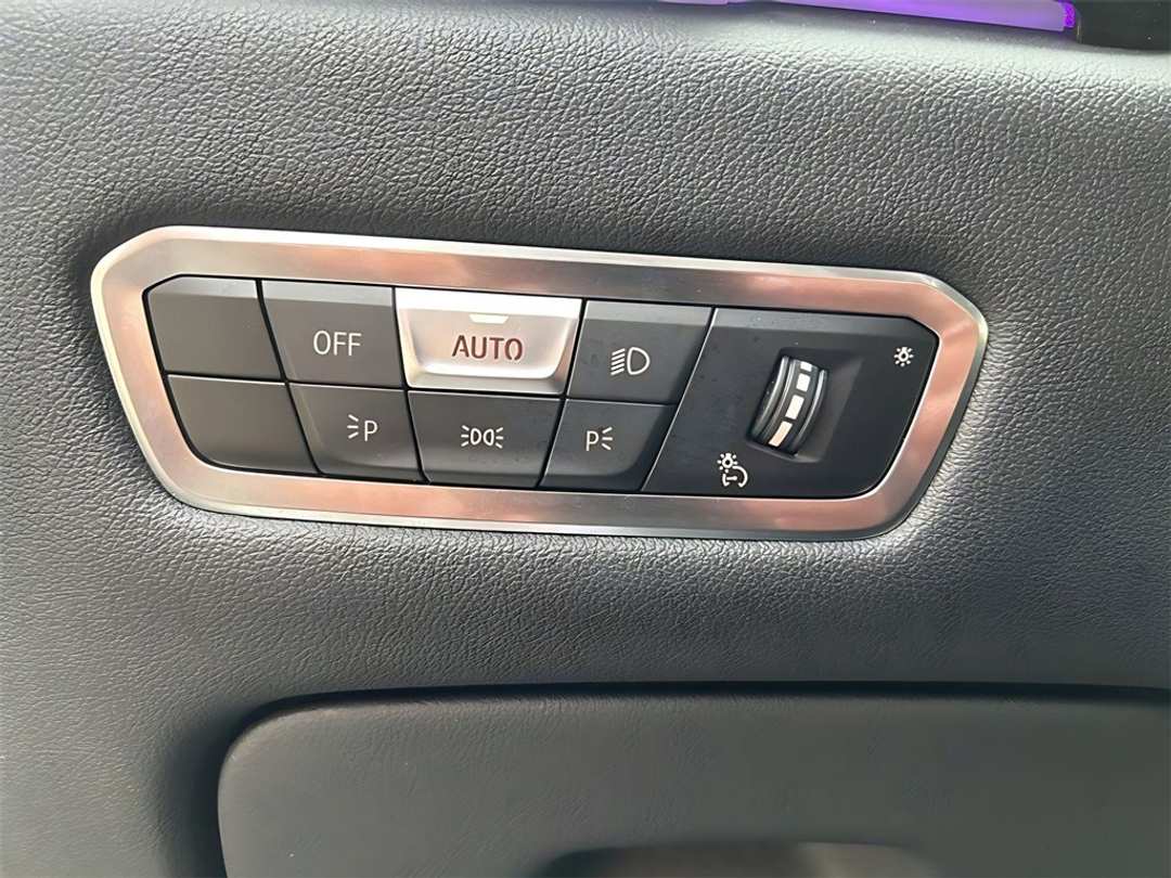 2023 BMW X5 xDrive40i - Image 15