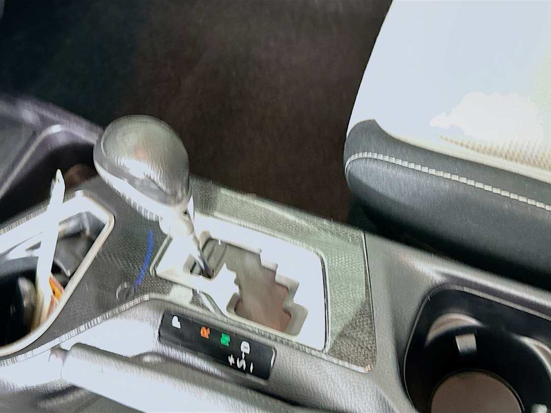 2018 Toyota Rav4 Adventure - Image 17