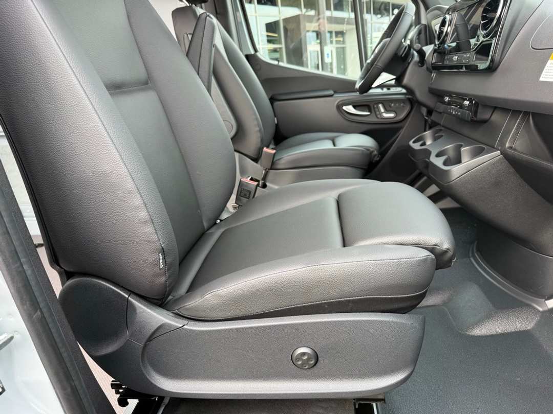 2026 Mercedes-Benz Sprinter 2500 Cargo 144 WB - Image 15