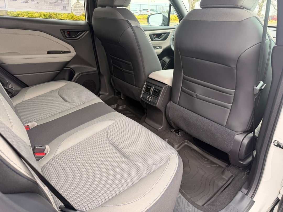 2026 Subaru Forester Premium - Image 24