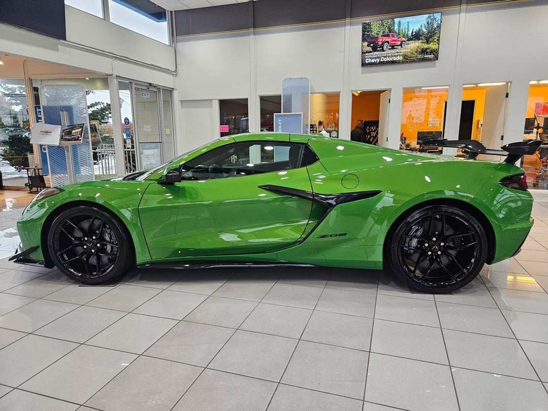 2026 Chevrolet Corvette Z06 - Image 3