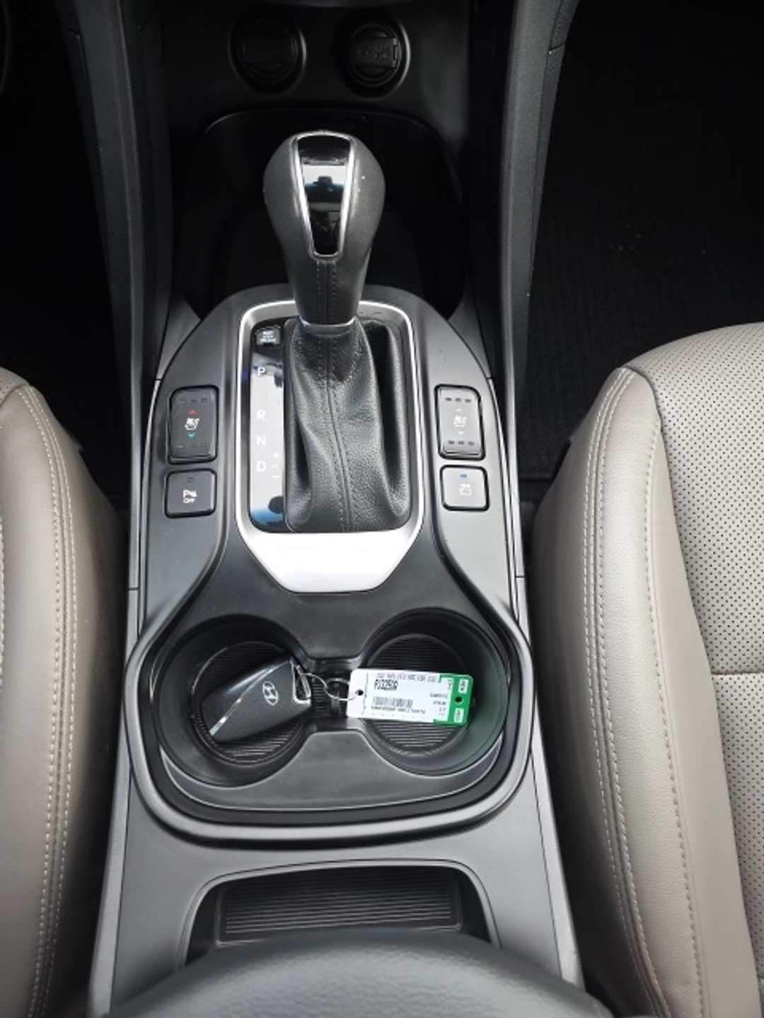 2017 Hyundai Santa Fe SE Ultimate - Image 20