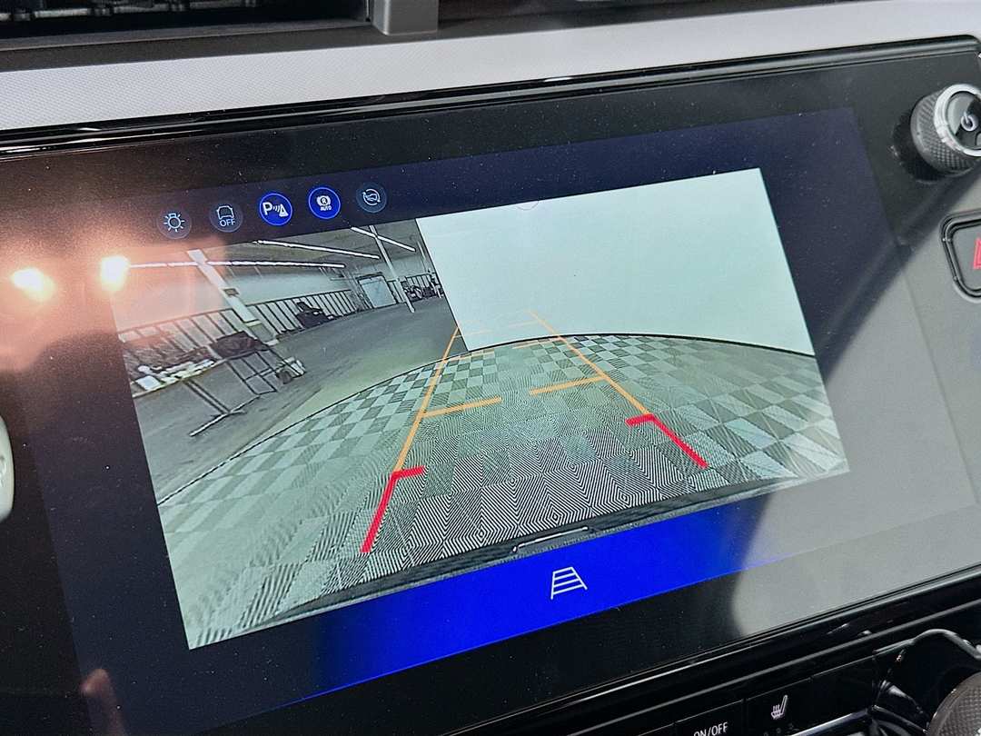 2027 Chevrolet Bolt Ev LT - Image 14