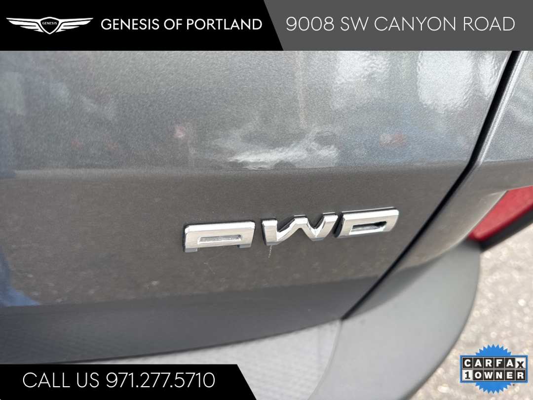 2025 Ford Escape STLine - Image 10