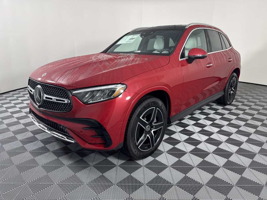 2026 Mercedes-Benz GLC GLC 300 - Image 9