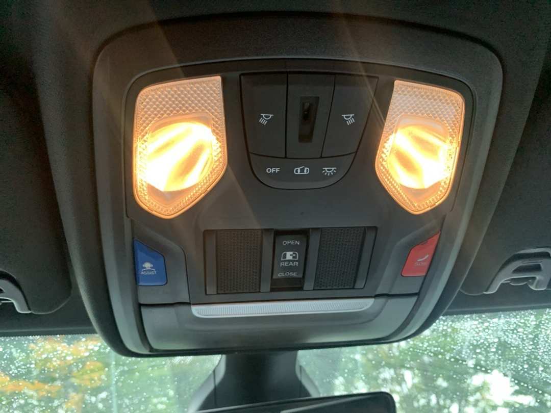 2023 Ram 3500 Big Horn - Image 20