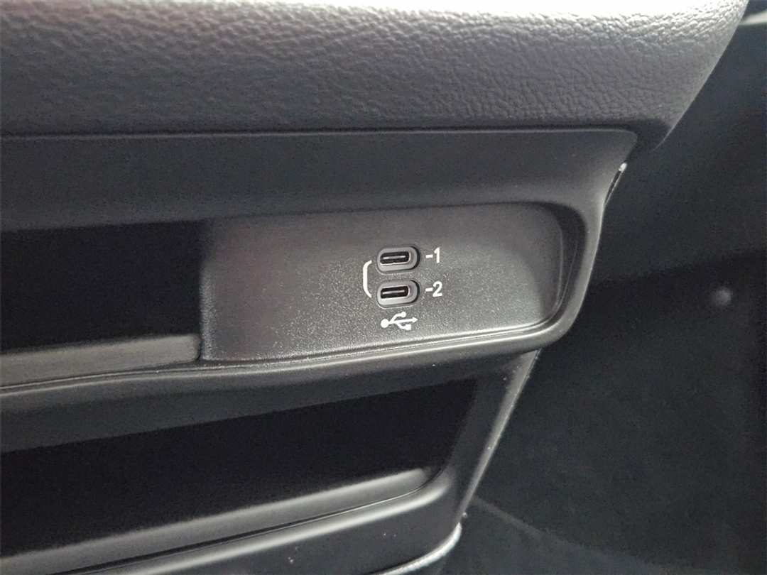 2026 Chrysler Voyager LX - Image 25