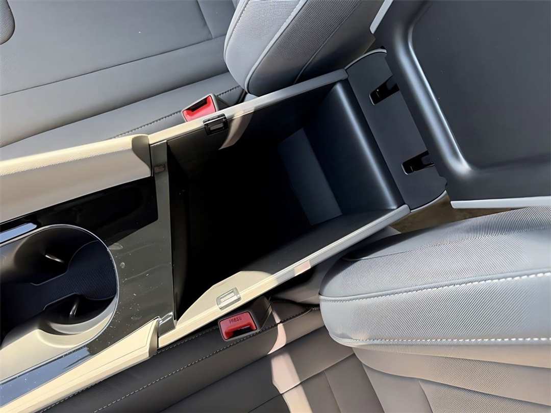 2026 Hyundai Elantra SEL Sport - Image 24