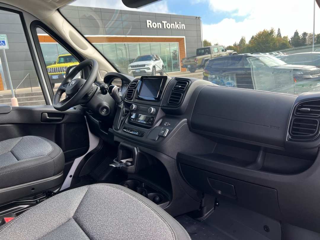 2026 Ram Promaster 1500 Low Roof - Image 25