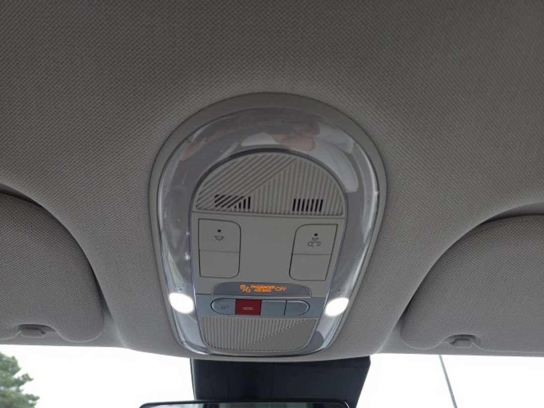 2022 Hyundai Ioniq 5 SEL - Image 19