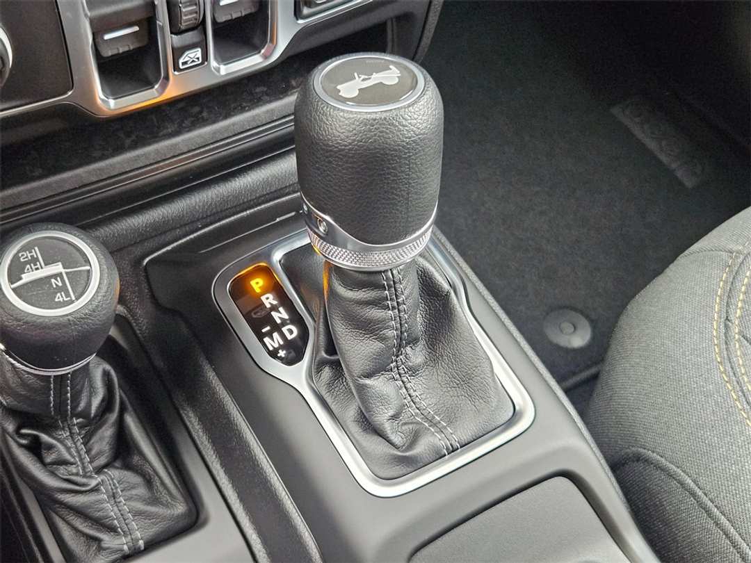 2026 Jeep Wrangler Sport - Image 18