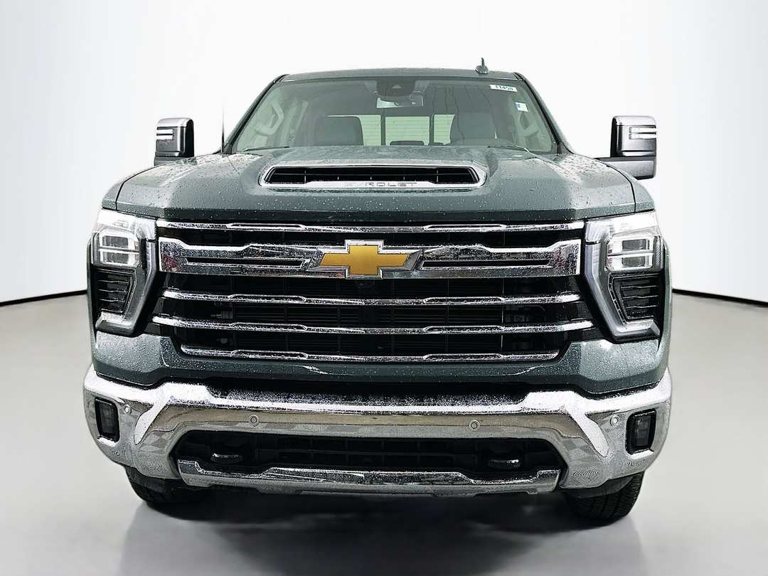 2025 Chevrolet Silverado 2500Hd LTZ - Image 2