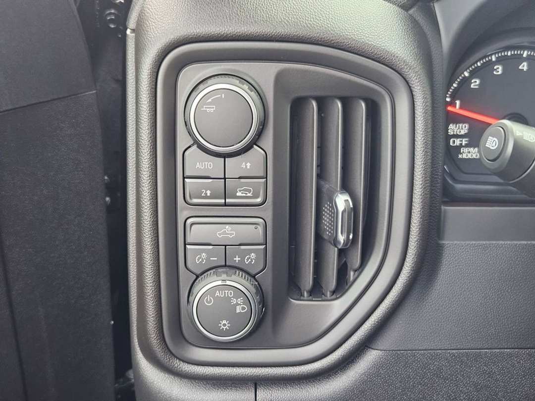 2026 Chevrolet Silverado 1500 Custom - Image 25