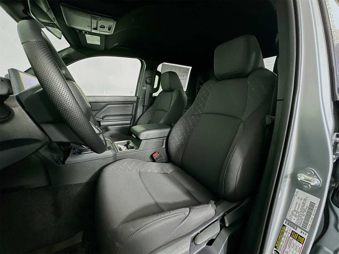 2025 Toyota Tacoma SR5 - Image 21