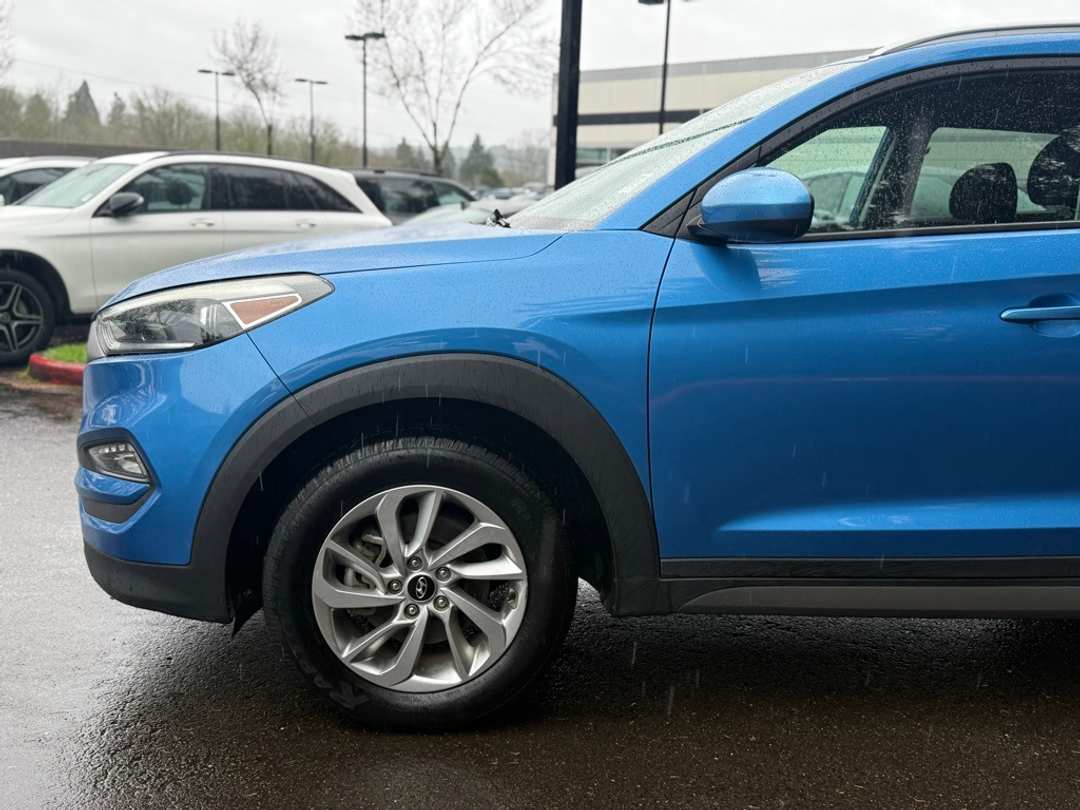 2016 Hyundai Tucson SE - Image 5