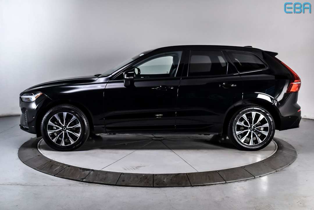 2025 Volvo Xc60 B5 Plus - Image 3